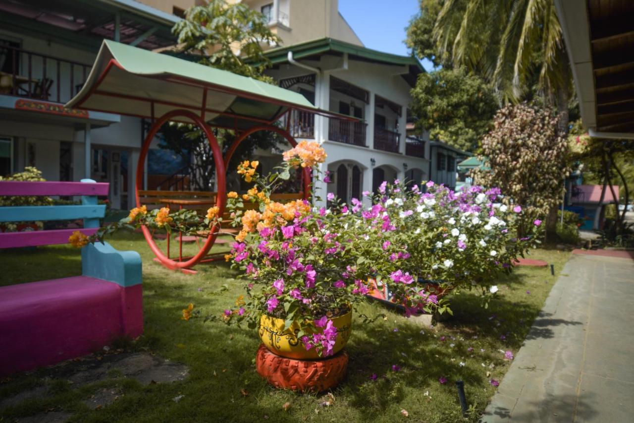 Hotel Marielos Tamarindo Ngoại thất bức ảnh