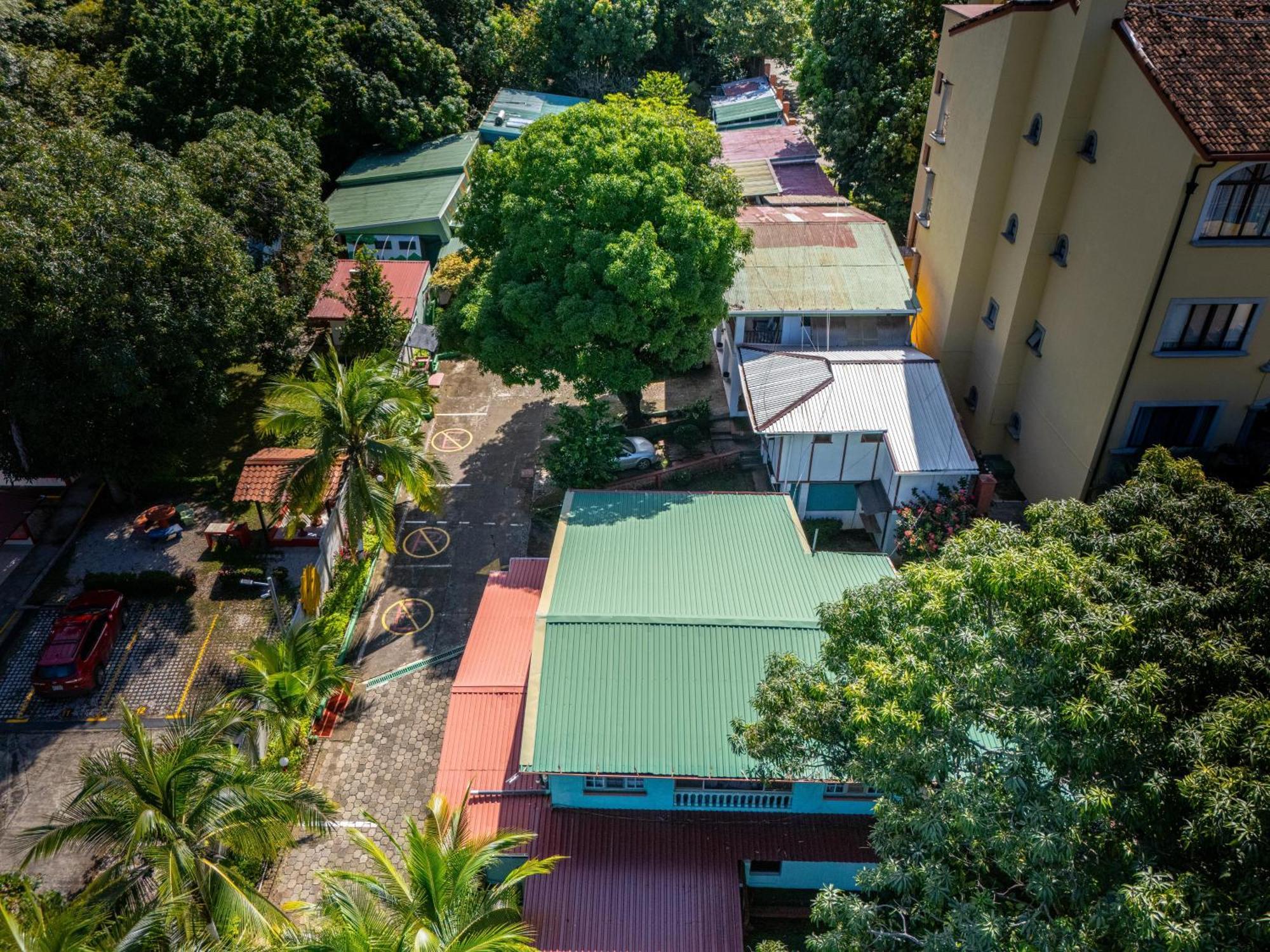 Hotel Marielos Tamarindo Ngoại thất bức ảnh