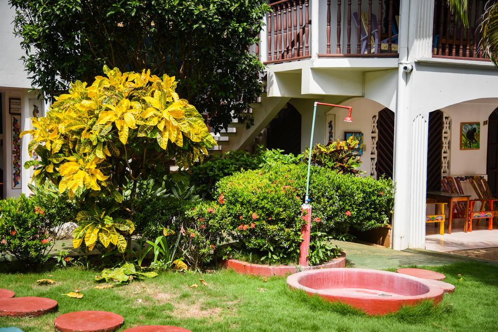 Hotel Marielos Tamarindo Ngoại thất bức ảnh